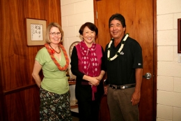 Attending the gift signing ceremony on January 5, 2009 are, left to right, Cathi Yamanaka, UH Hilo Chancellor Rose Tseng and Vern Yamanaka.