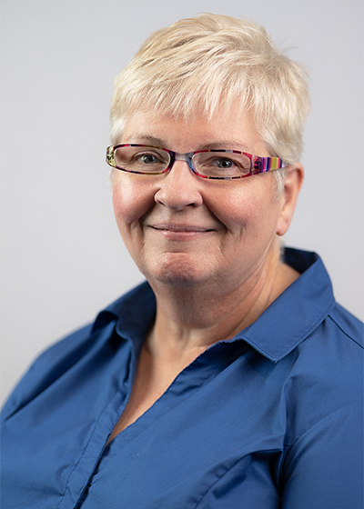 headshot of Tammy Ridenour