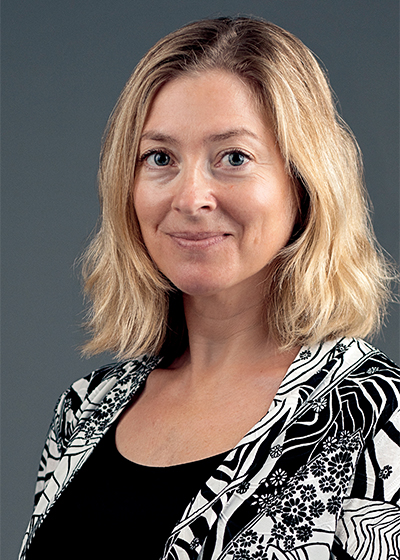 headshot of Margot Schrire