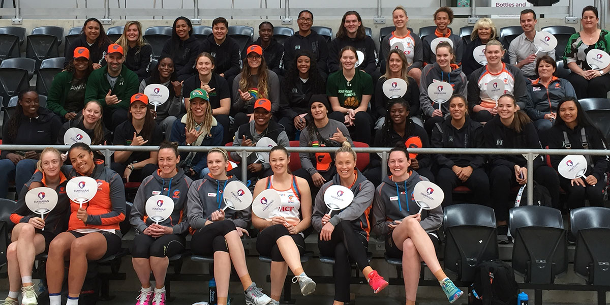 Group Photo in Australia - UH Women's Basketball team
