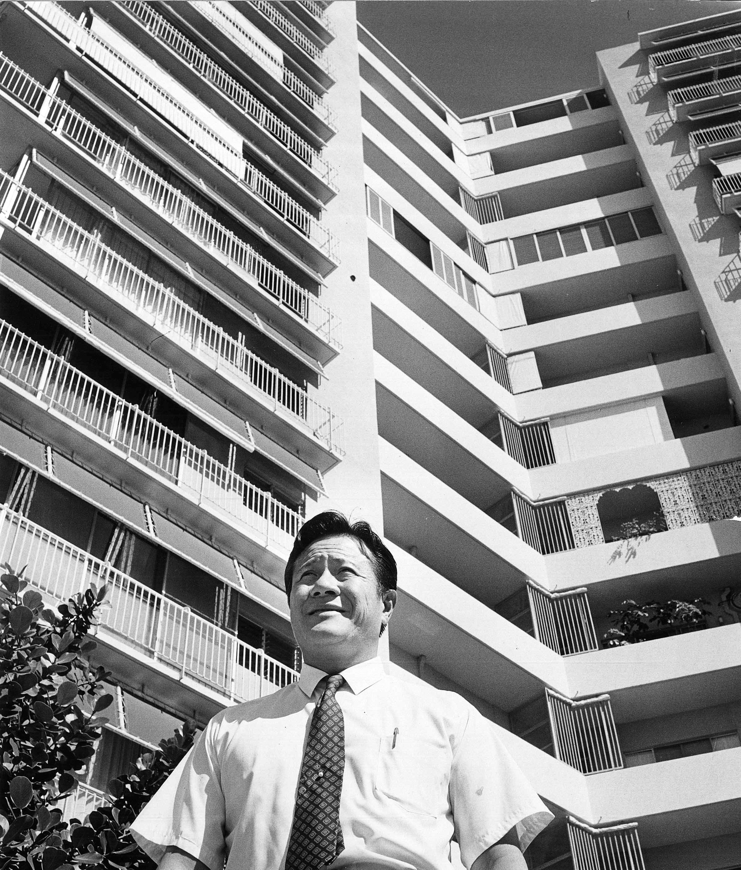 Alfred Yee at the Diamond Head Apartments
