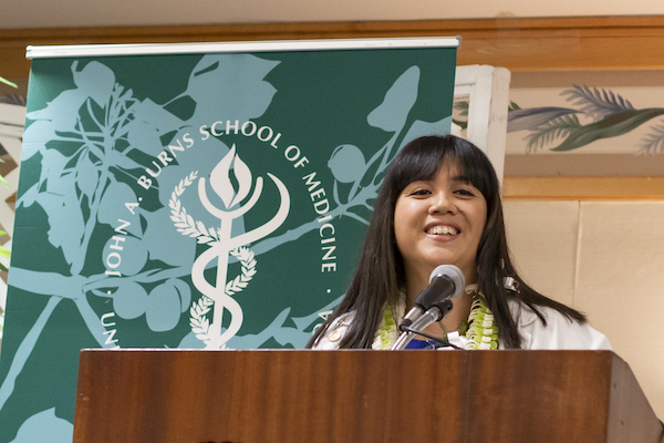 Britney (Kanoe) Quibelan, an MD Candidate in the JABSOM Class of 2020, at the lectern. Photo by Deborah Dimaya