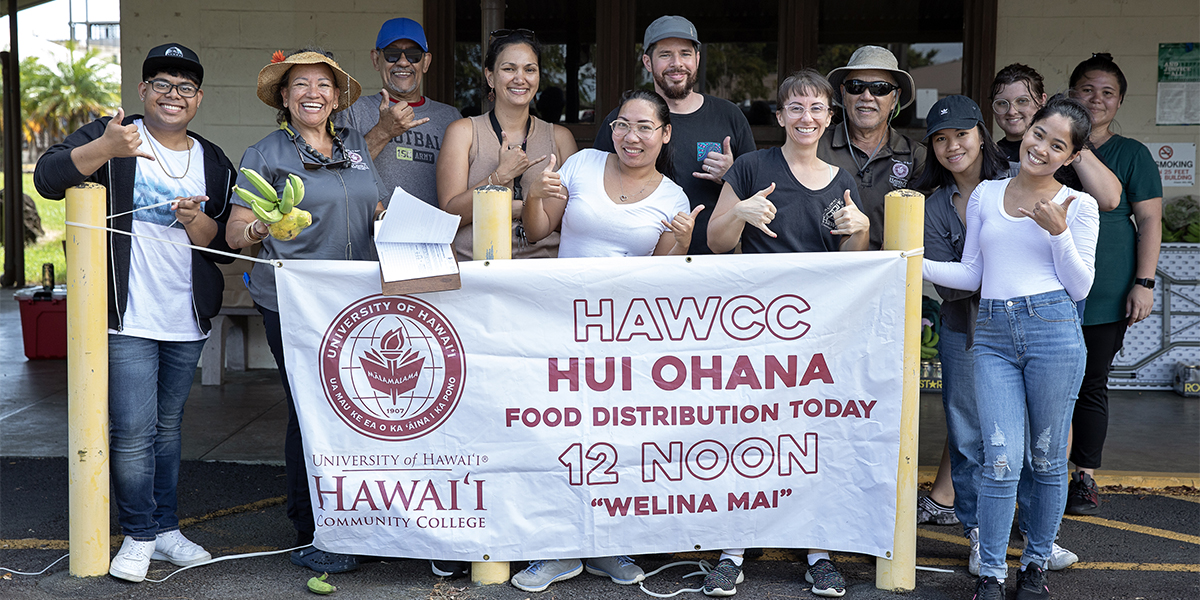 No’el Tagab-Cruz and team at food distribution at Hawai'i CC.